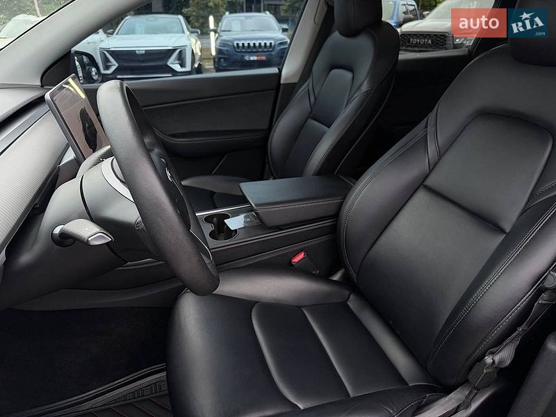 Внедорожник / Кроссовер Tesla Model Y 2022 в Харькове