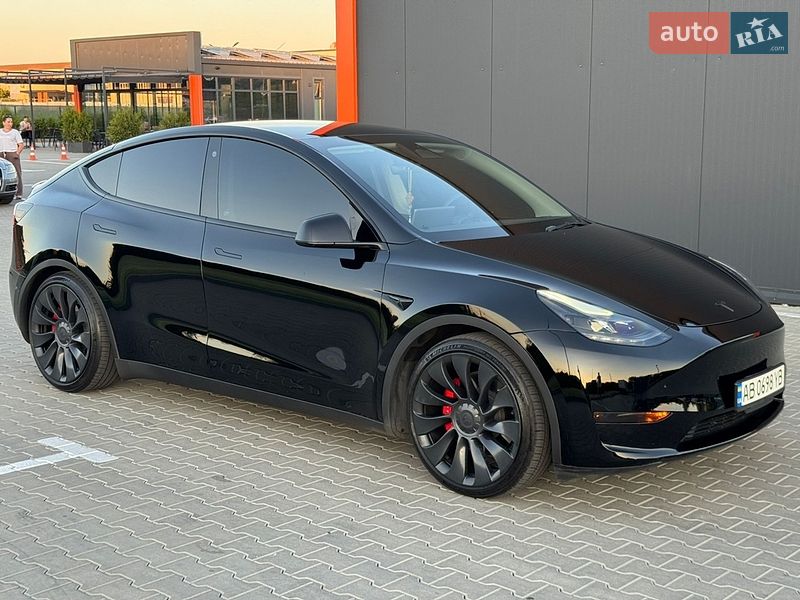 Внедорожник / Кроссовер Tesla Model Y 2023 в Виннице