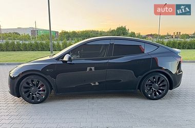 Внедорожник / Кроссовер Tesla Model Y 2023 в Виннице