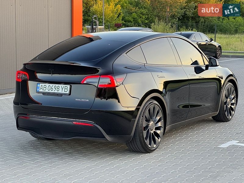 Внедорожник / Кроссовер Tesla Model Y 2023 в Виннице