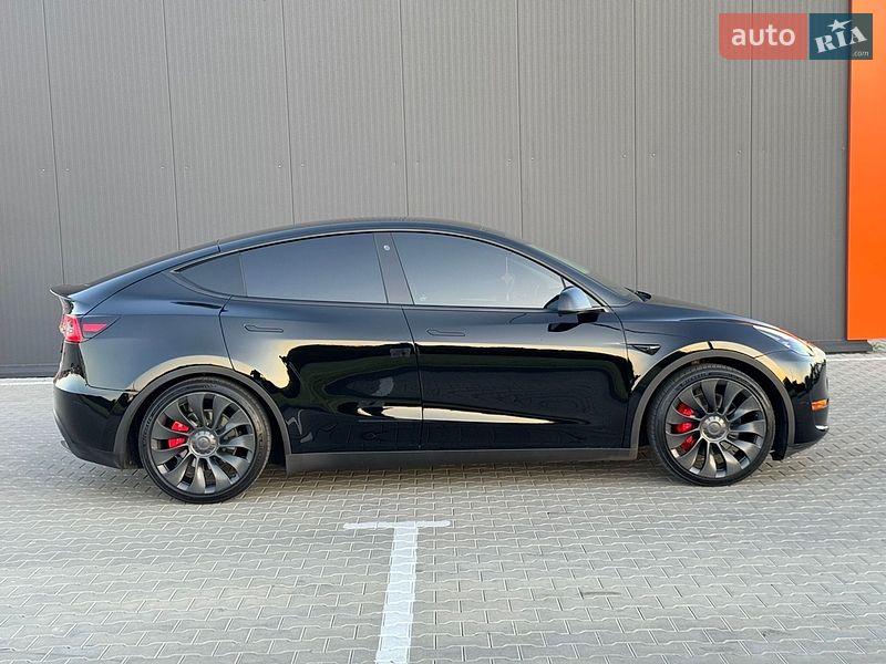 Внедорожник / Кроссовер Tesla Model Y 2023 в Виннице