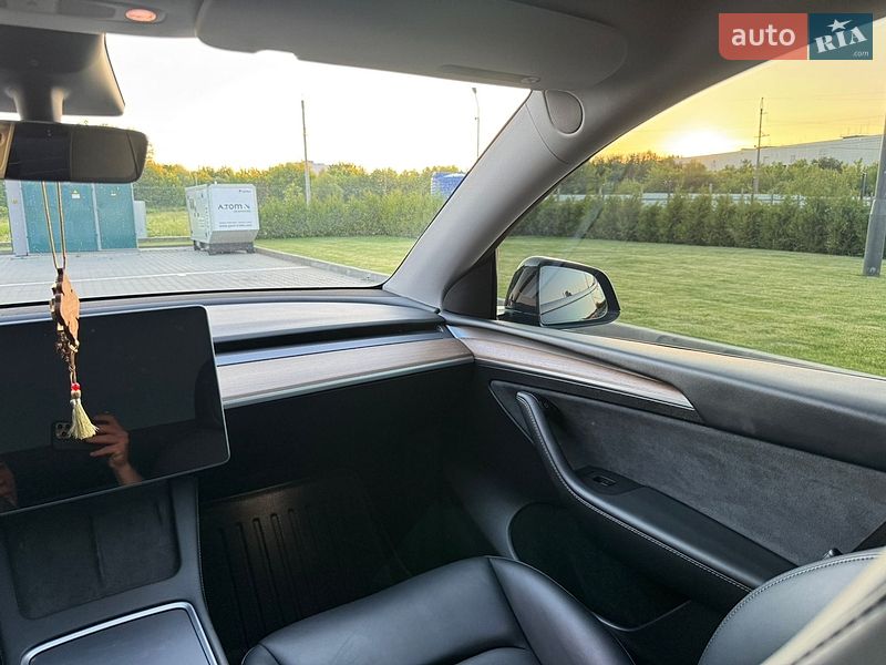 Внедорожник / Кроссовер Tesla Model Y 2023 в Виннице