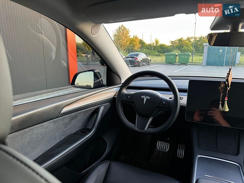 Внедорожник / Кроссовер Tesla Model Y 2023 в Виннице
