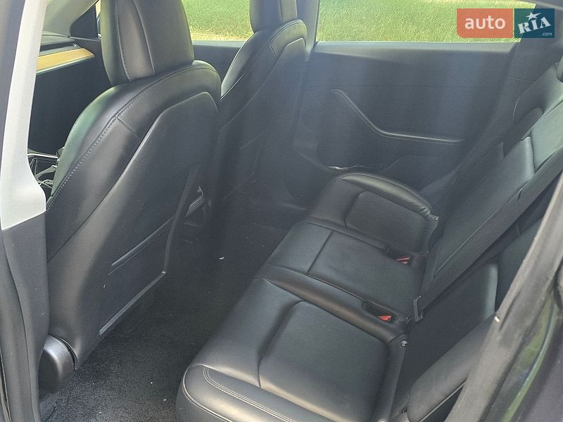Внедорожник / Кроссовер Tesla Model Y 2022 в Чернигове