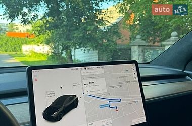 Позашляховик / Кросовер Tesla Model Y 2021 в Києві