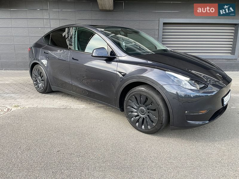 Tesla Model Y 2024 Tesla Model Y 2024