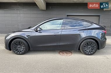 Внедорожник / Кроссовер Tesla Model Y 2024 в Киеве