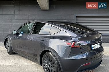 Внедорожник / Кроссовер Tesla Model Y 2024 в Киеве