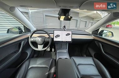 Внедорожник / Кроссовер Tesla Model Y 2024 в Киеве
