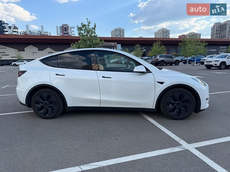 Внедорожник / Кроссовер Tesla Model Y 2023 в Киеве фото Внедорожник / Кроссовер Tesla Model Y 2023 в Киеве