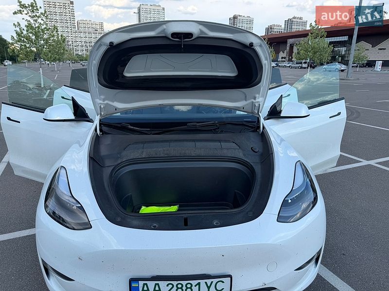Внедорожник / Кроссовер Tesla Model Y 2023 в Киеве фото 11 Внедорожник / Кроссовер Tesla Model Y 2023 в Киеве