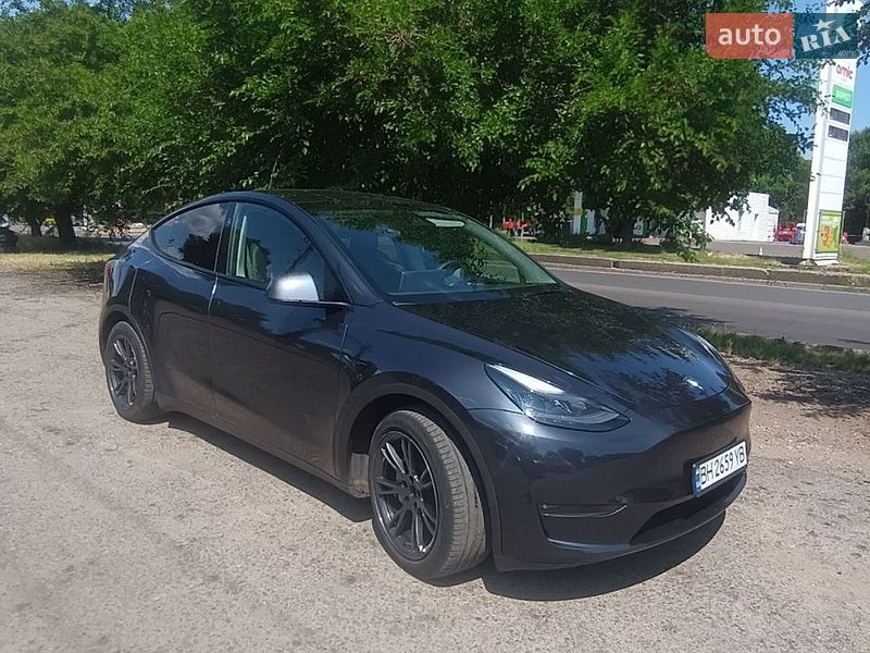 Внедорожник / Кроссовер Tesla Model Y 2024 в Одессе