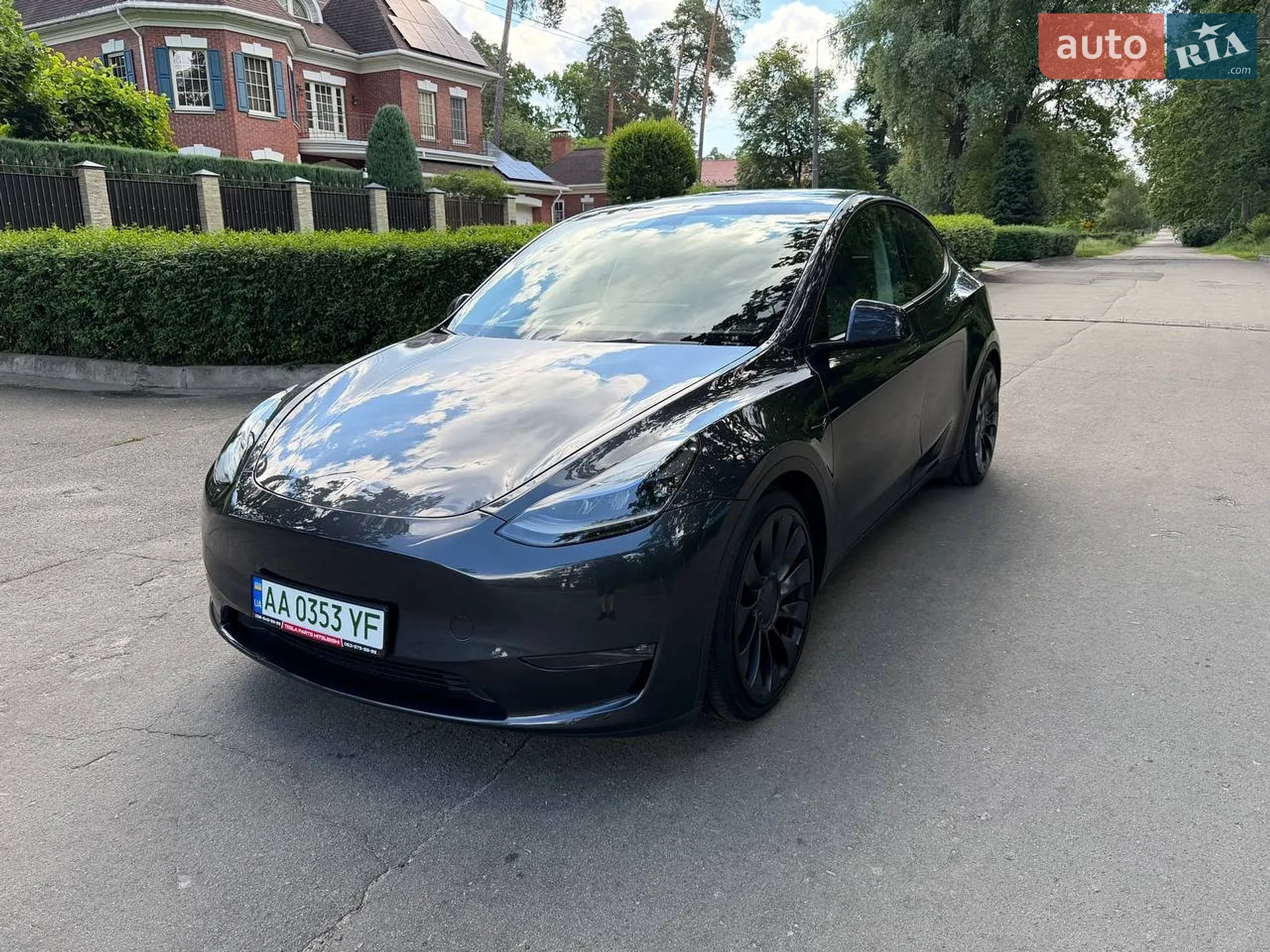 Tesla Model Y 2024 VIN 7SAYGDEF6RA291217 фото оголошення 3 з 61