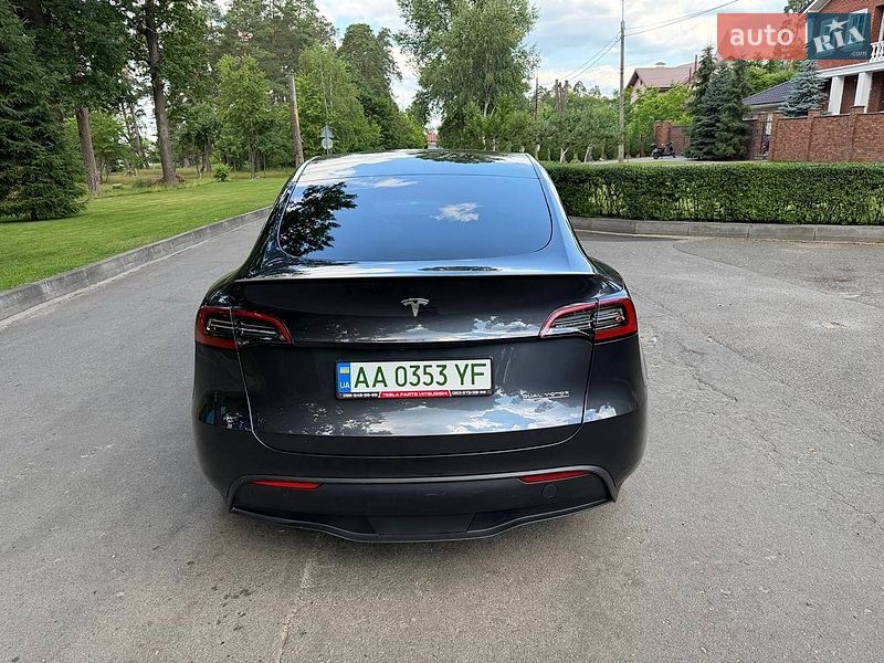 Внедорожник / Кроссовер Tesla Model Y 2024 в Киеве