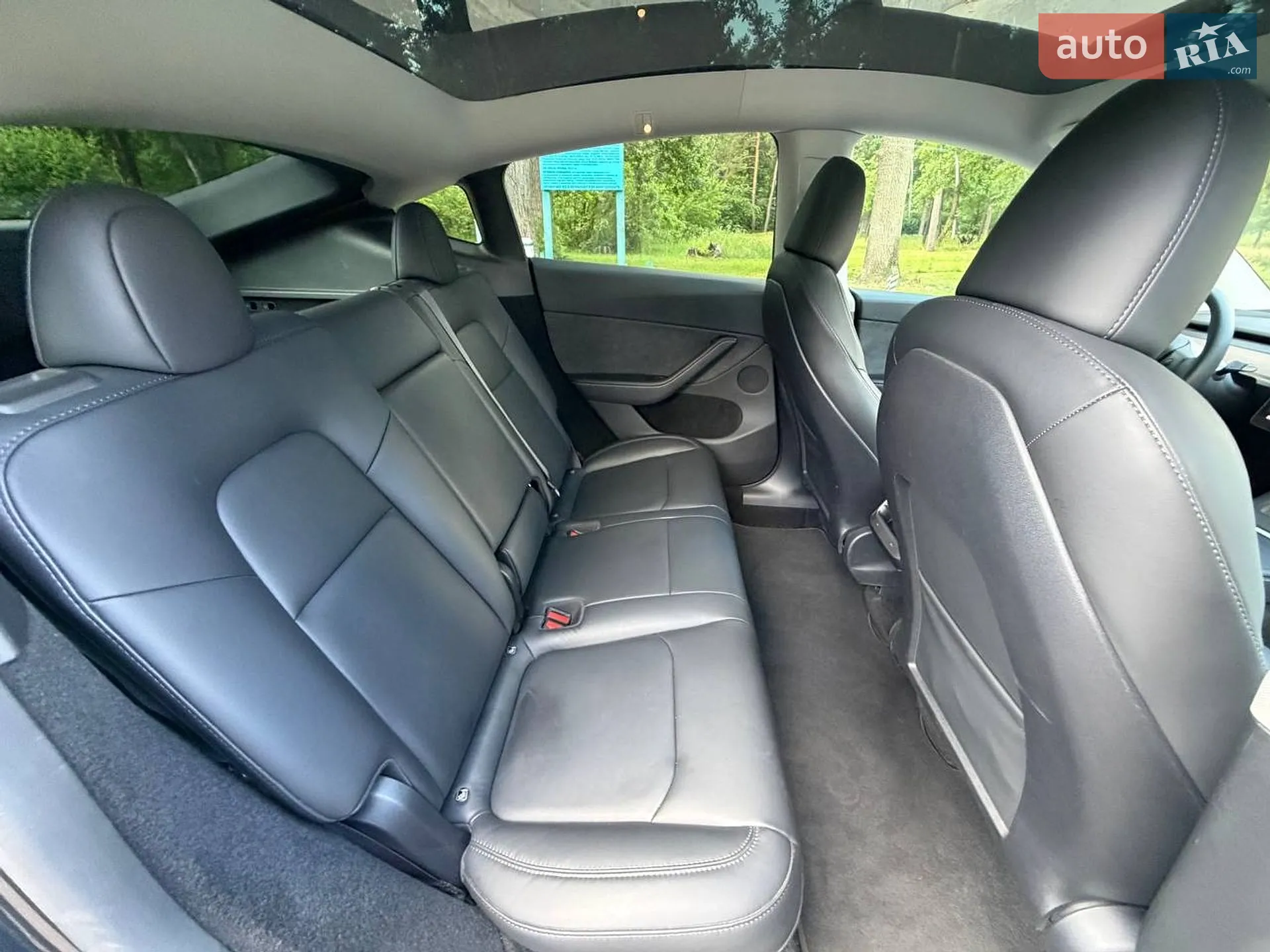 Tesla Model Y 2024 VIN 7SAYGDEF6RA291217 фото оголошення 46 з 61