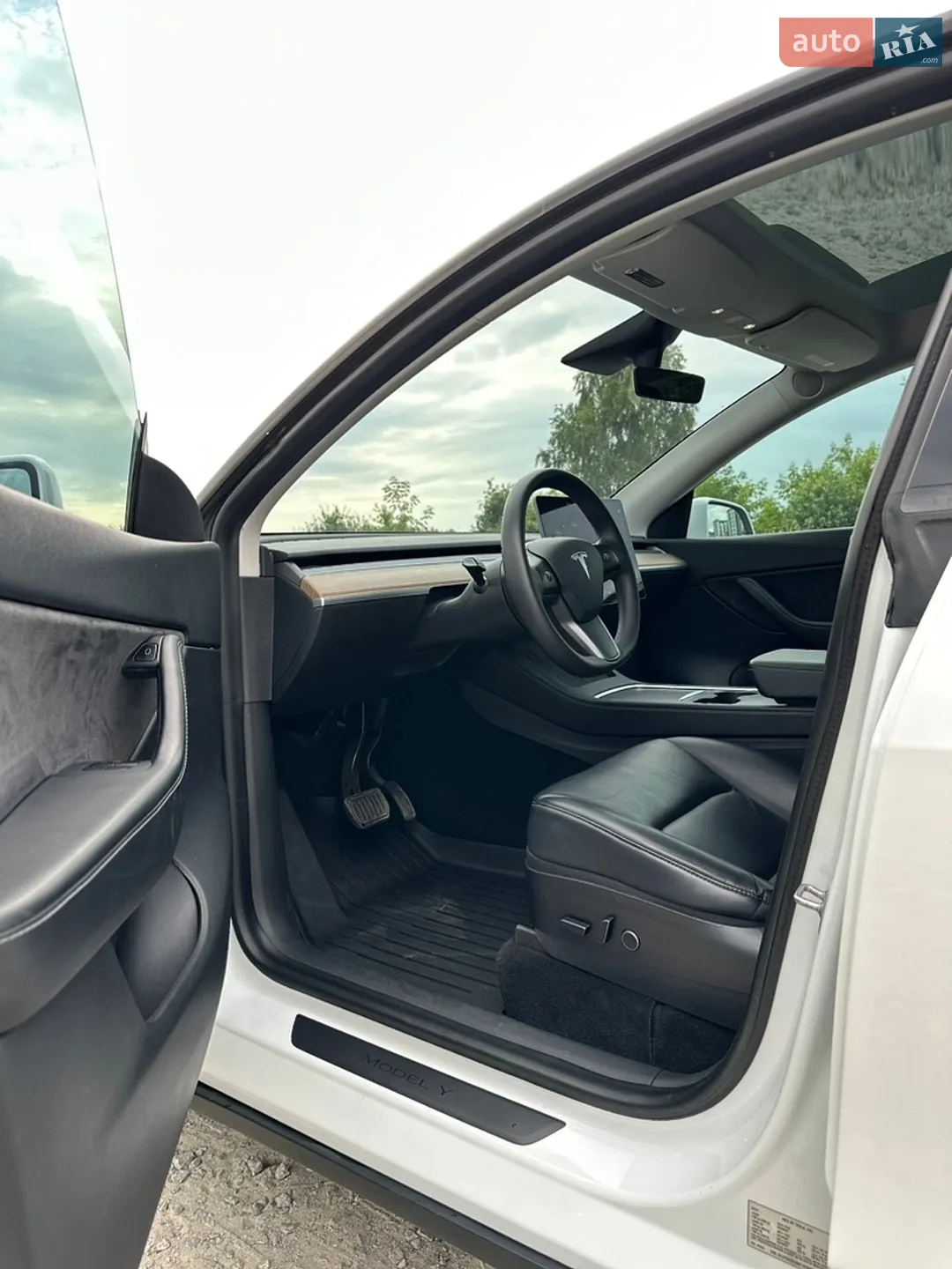 2021 Tesla Model Y - мініатюра 16
