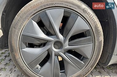Внедорожник / Кроссовер Tesla Model Y 2023 в Луцке