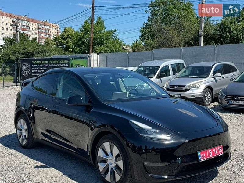 Позашляховик / Кросовер Tesla Model Y 2023 в Білій Церкві
