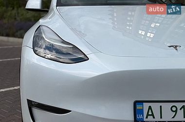 Внедорожник / Кроссовер Tesla Model Y 2023 в Киеве