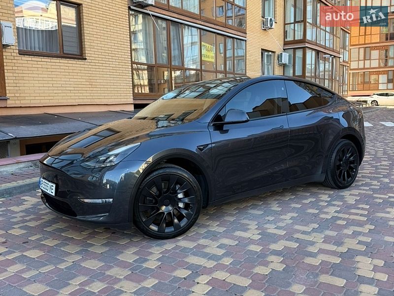 Позашляховик / Кросовер Tesla Model Y 2024 в Вінниці