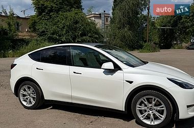 Позашляховик / Кросовер Tesla Model Y 2022 в Сумах