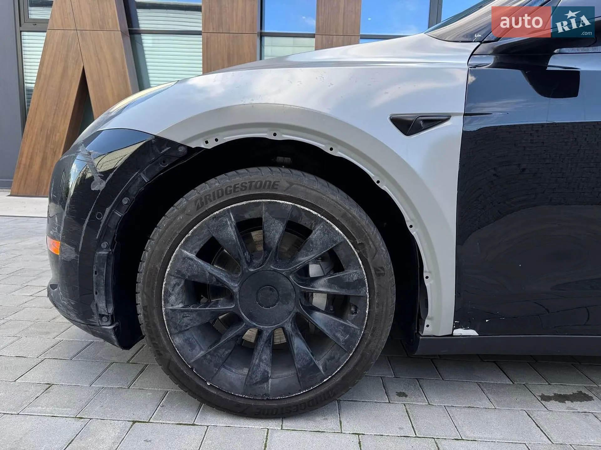 2022 Tesla Model Y - мініатюра 9