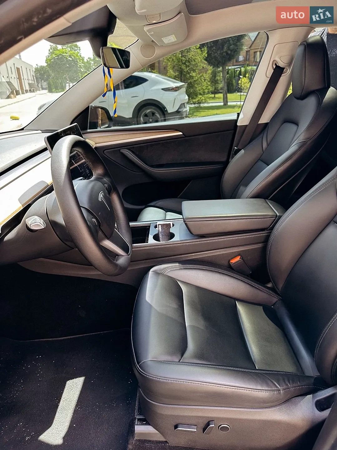 2022 Tesla Model Y - мініатюра 6