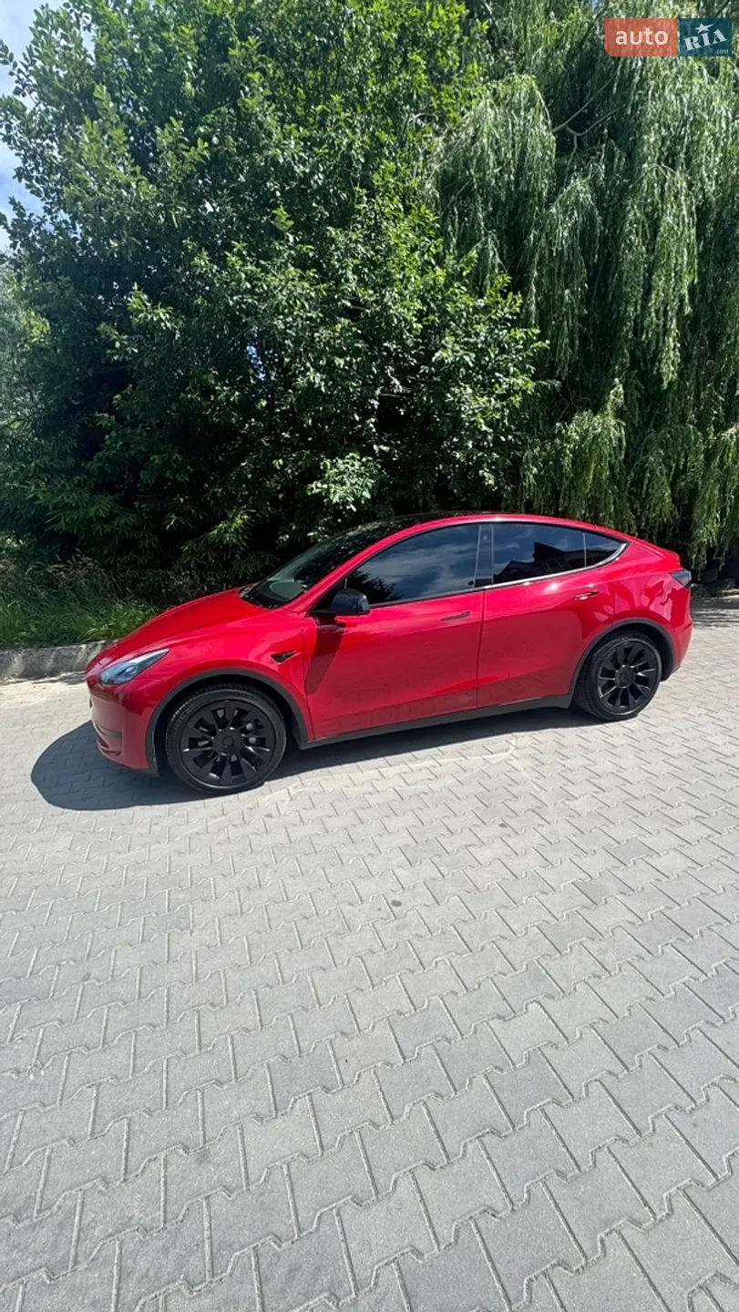 Tesla Model Y 2022 VIN LRWYGCFSXPC636858 фото оголошення 2 з 34