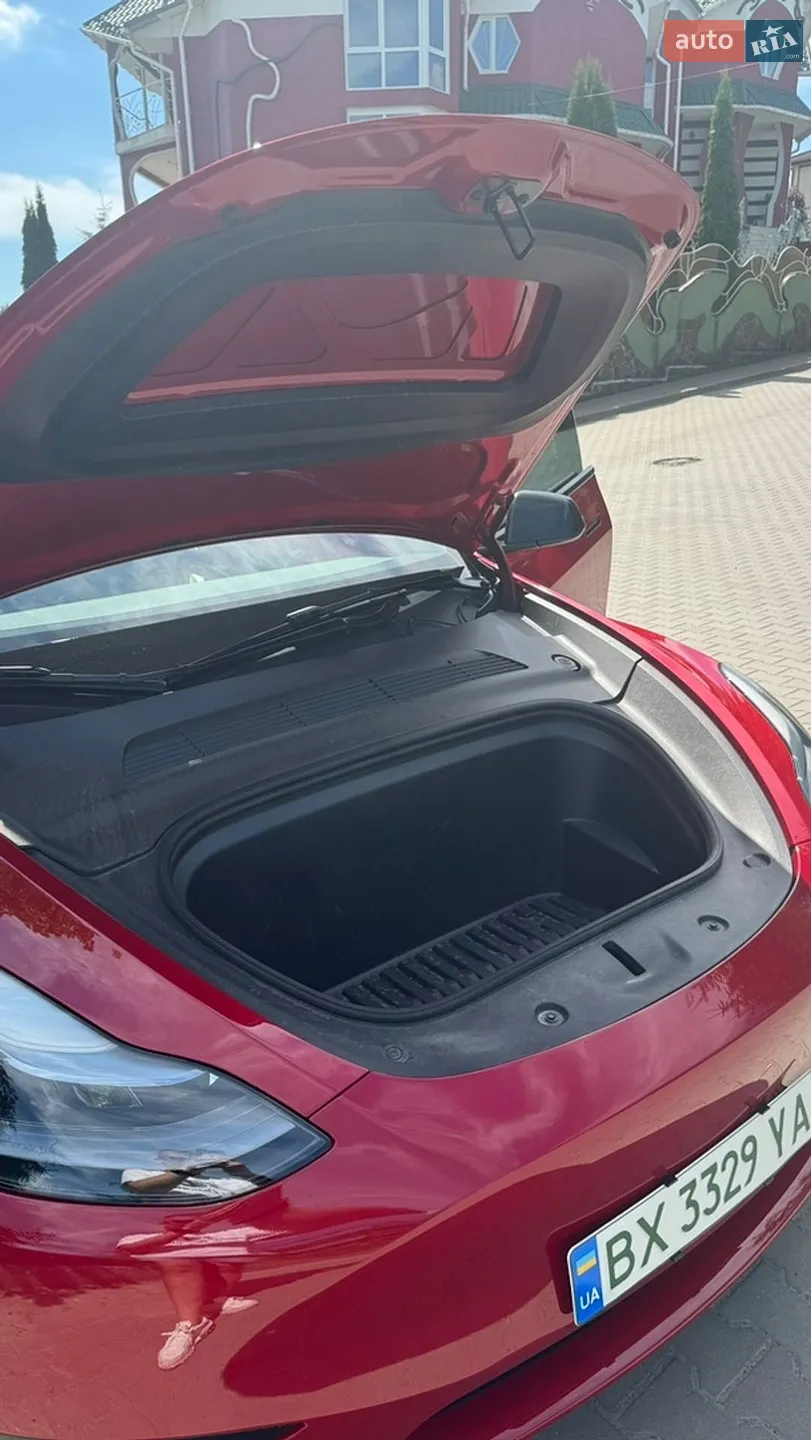Tesla Model Y 2022 VIN LRWYGCFSXPC636858 фото оголошення 6 з 34