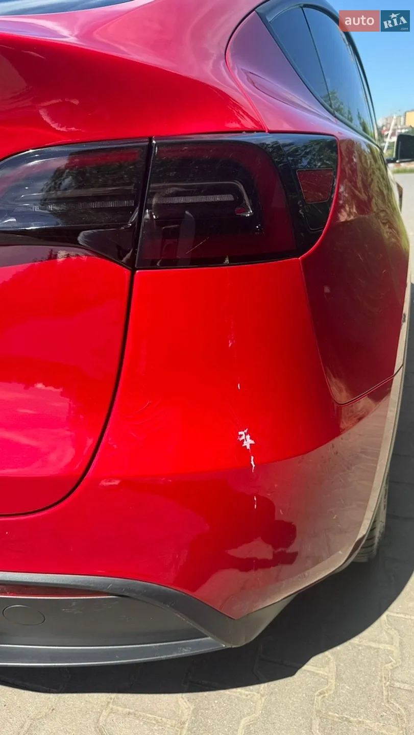Tesla Model Y 2022 VIN LRWYGCFSXPC636858 фото оголошення 28 з 34