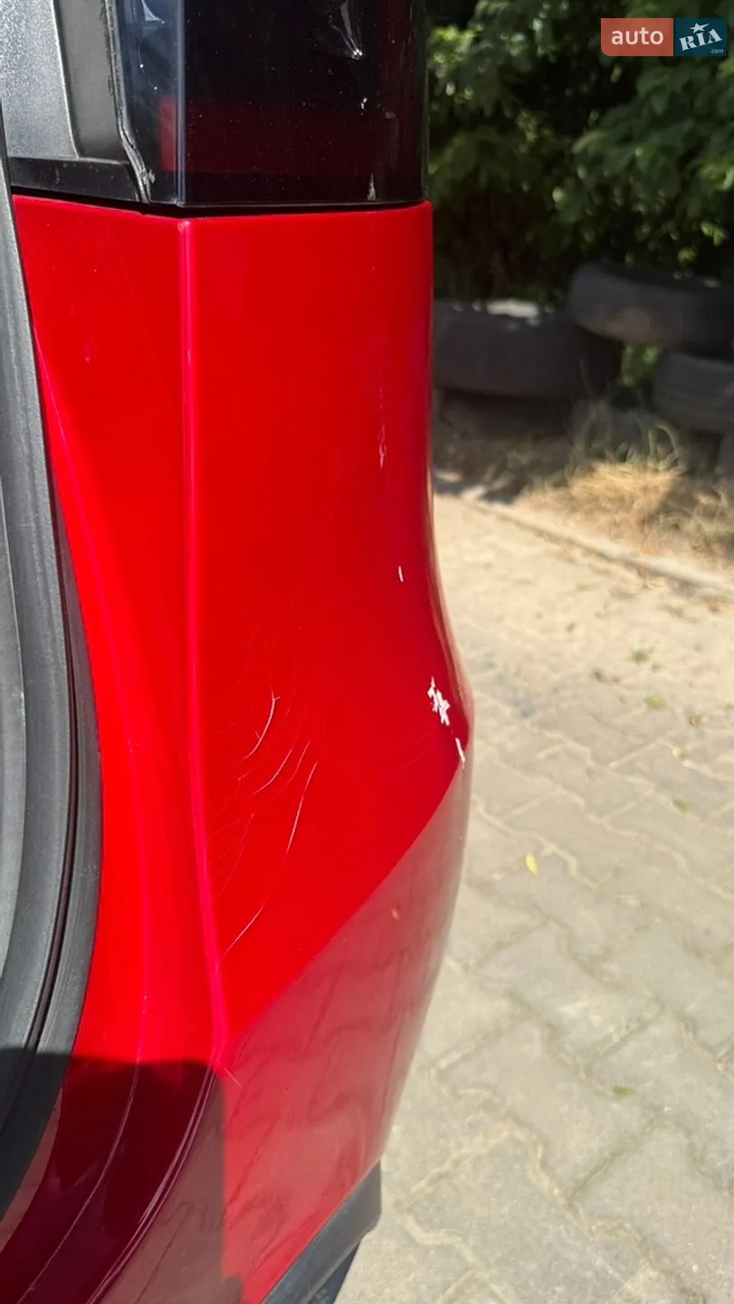 Tesla Model Y 2022 VIN LRWYGCFSXPC636858 фото оголошення 29 з 34