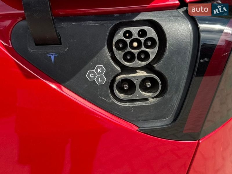 Внедорожник / Кроссовер Tesla Model Y 2022 в Хмельницком