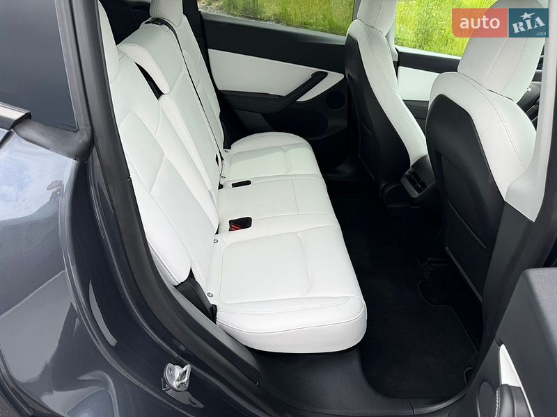 Позашляховик / Кросовер Tesla Model Y 2022 в Вінниці