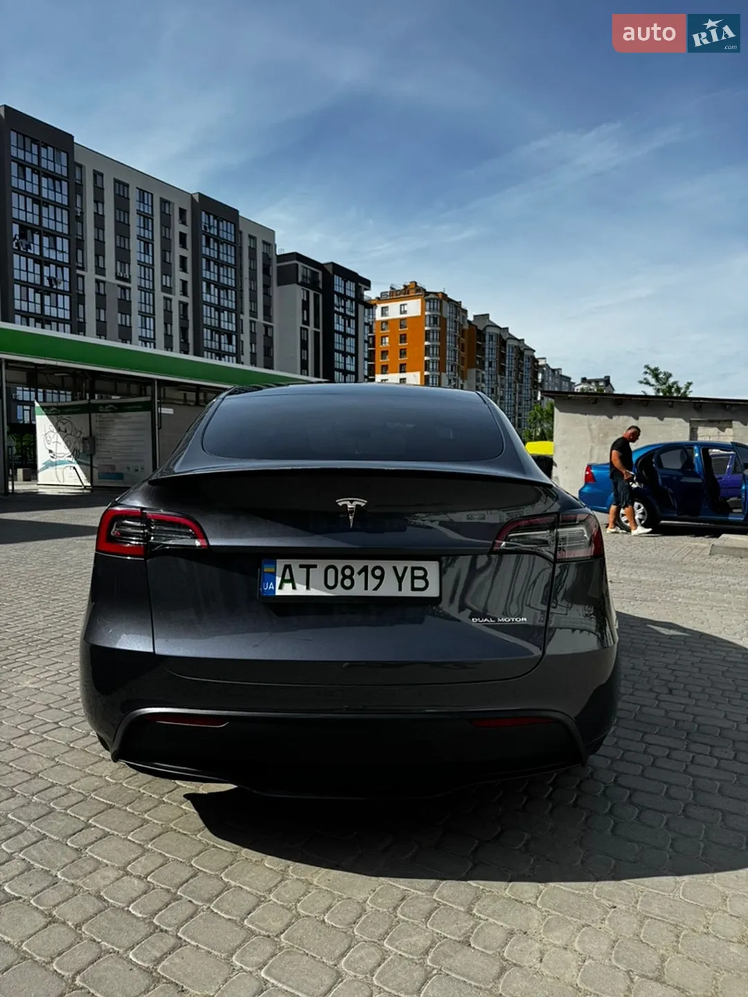 2023 Tesla Model Y - мініатюра 8