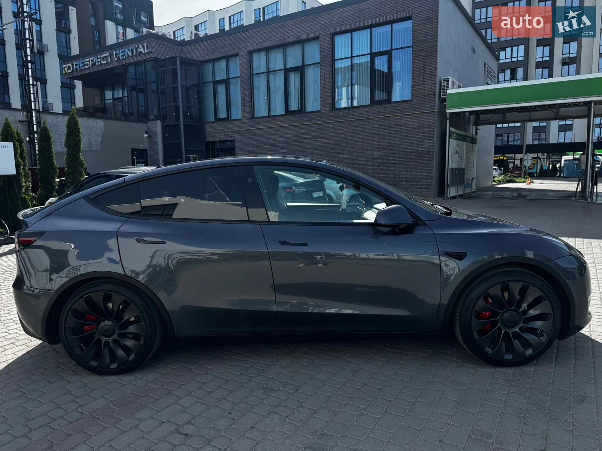 2023 Tesla Model Y - мініатюра 2