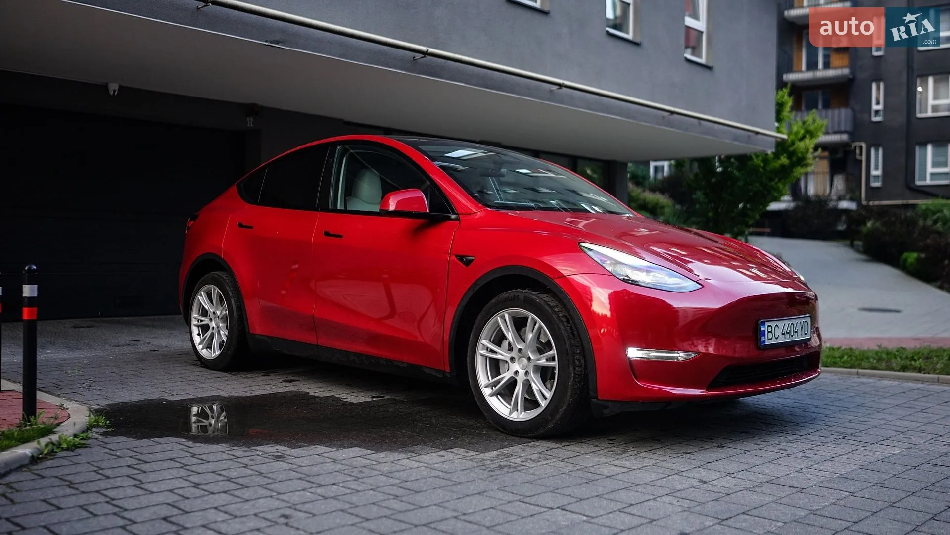 2023 Tesla Model Y - мініатюра 2