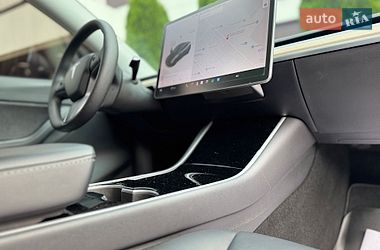 Внедорожник / Кроссовер Tesla Model Y 2020 в Днепре