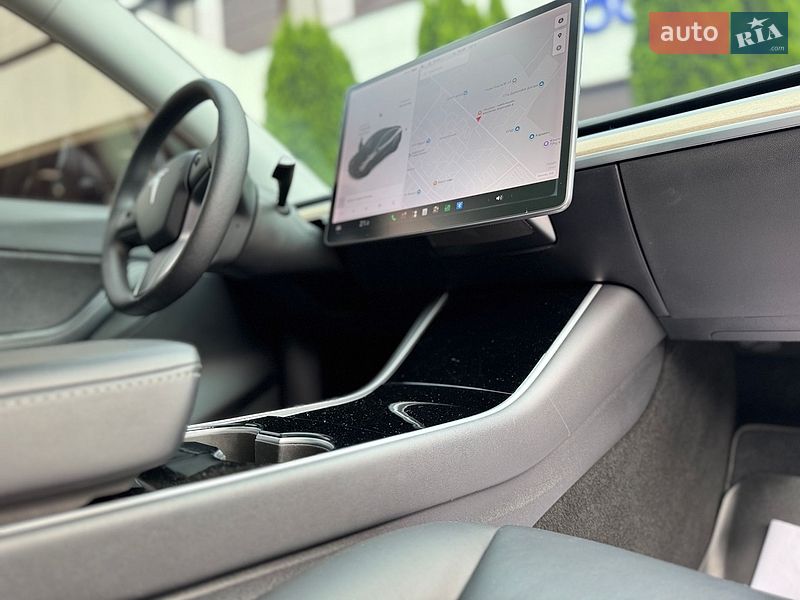 Внедорожник / Кроссовер Tesla Model Y 2020 в Днепре