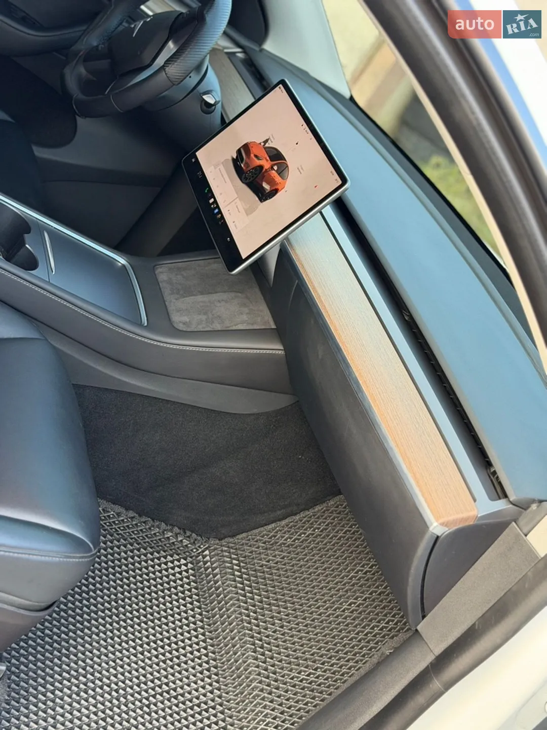 2022 Tesla Model Y - мініатюра 13