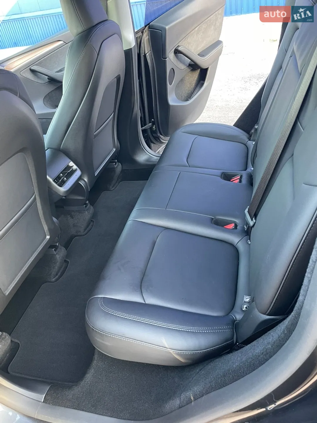 2024 Tesla Model Y - мініатюра 41