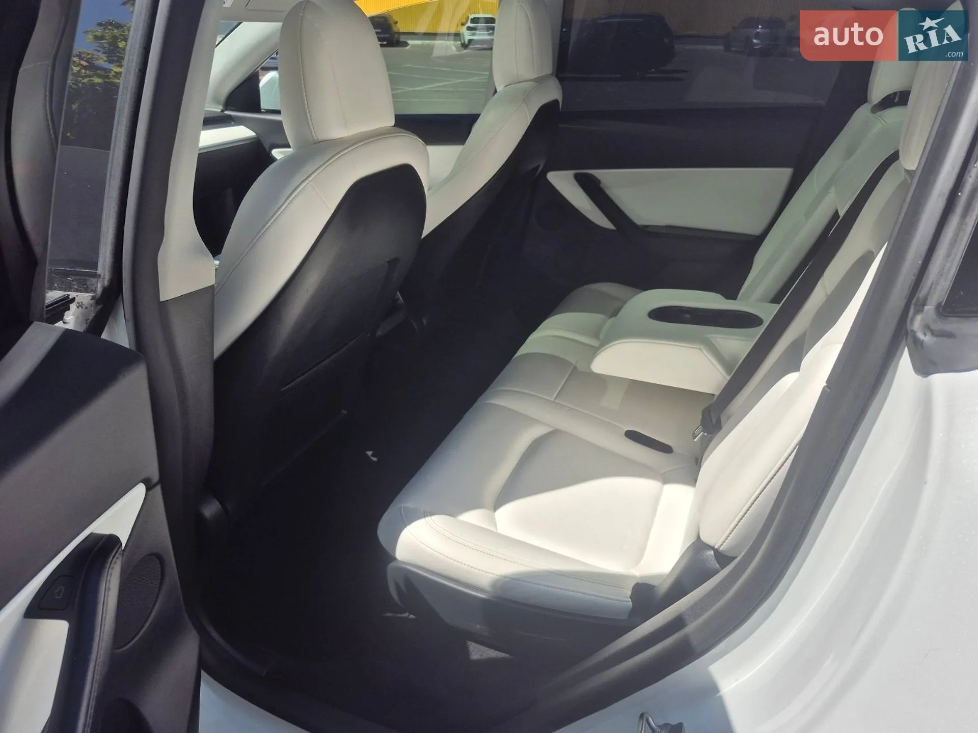 2021 Tesla Model Y - мініатюра 9