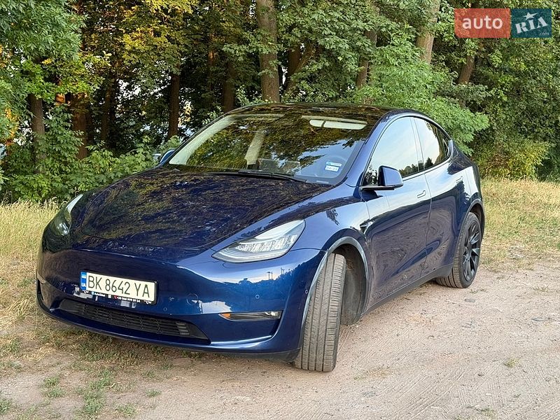 Позашляховик / Кросовер Tesla Model Y 2022 в Рівному