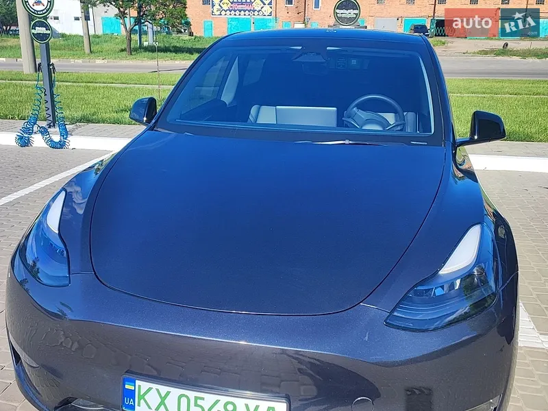 Tesla Model Y 2025 VIN 7SAYGDEF2SA366176 фото оголошення 4 з 37