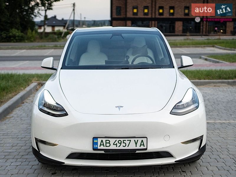 Внедорожник / Кроссовер Tesla Model Y 2021 в Виннице