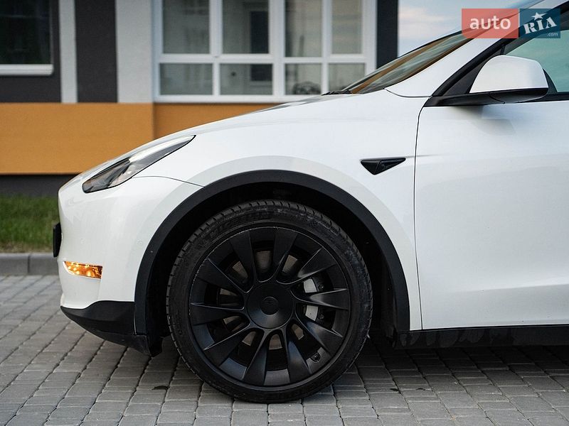 Внедорожник / Кроссовер Tesla Model Y 2021 в Виннице