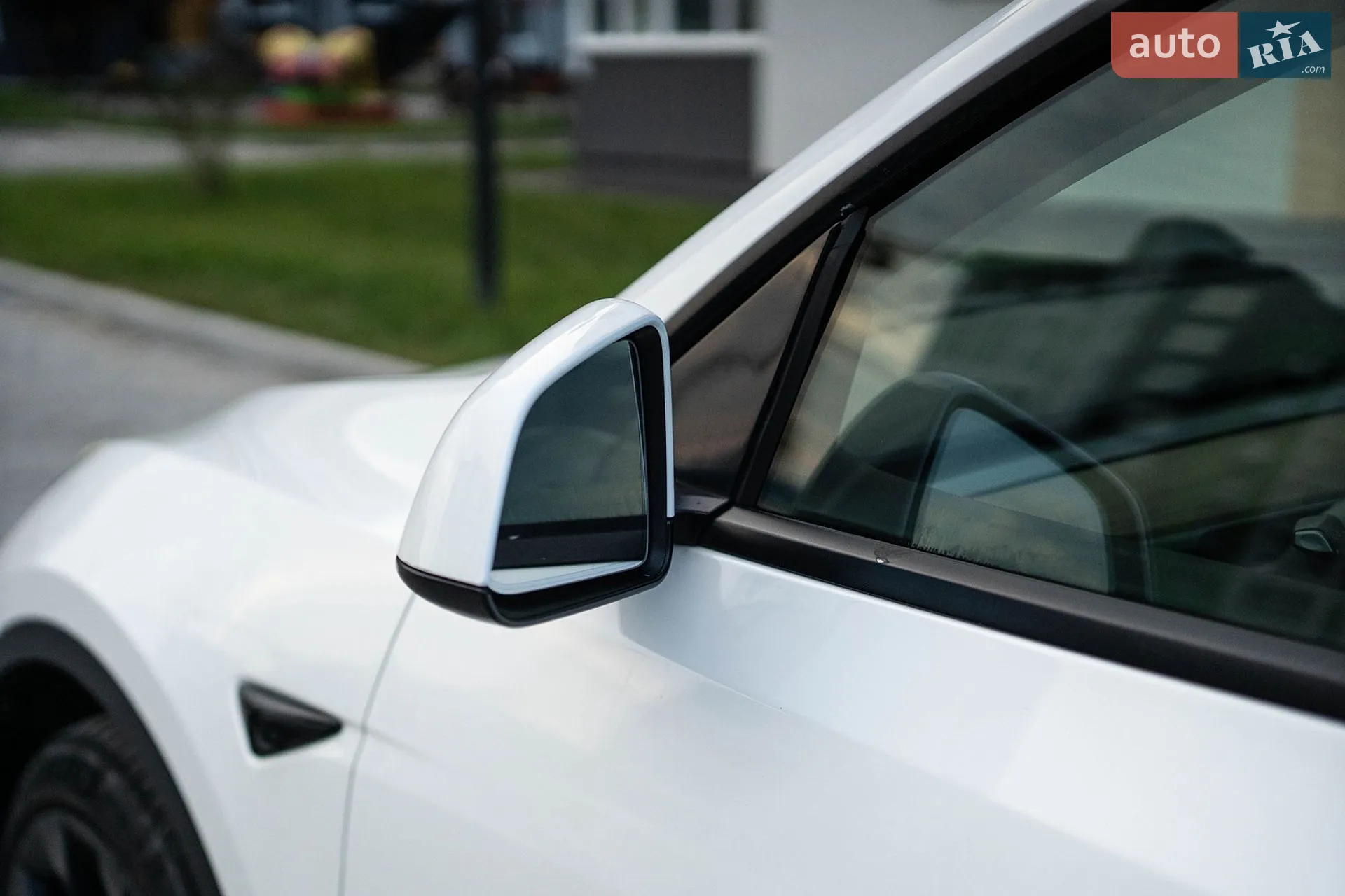 2021 Tesla Model Y - мініатюра 14