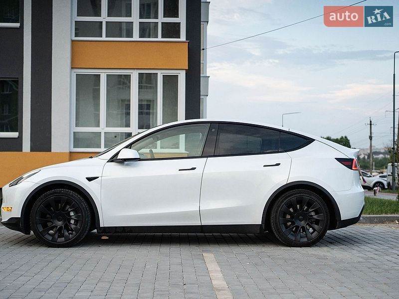 Внедорожник / Кроссовер Tesla Model Y 2021 в Виннице