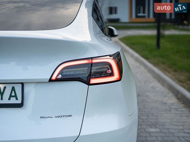 Внедорожник / Кроссовер Tesla Model Y 2021 в Виннице
