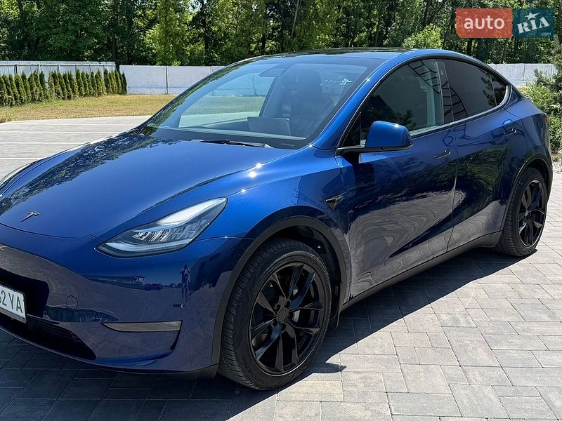 Позашляховик / Кросовер Tesla Model Y 2021 в Луцьку
