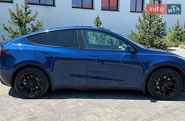Позашляховик / Кросовер Tesla Model Y 2021 в Луцьку